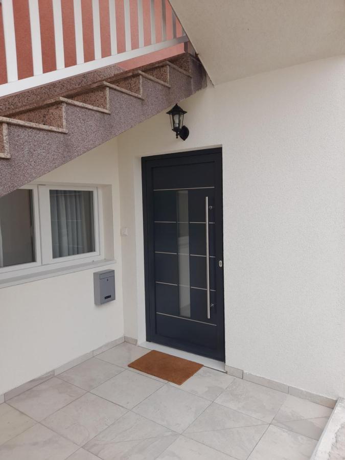 Apartments Antonia Макарска Екстериор снимка
