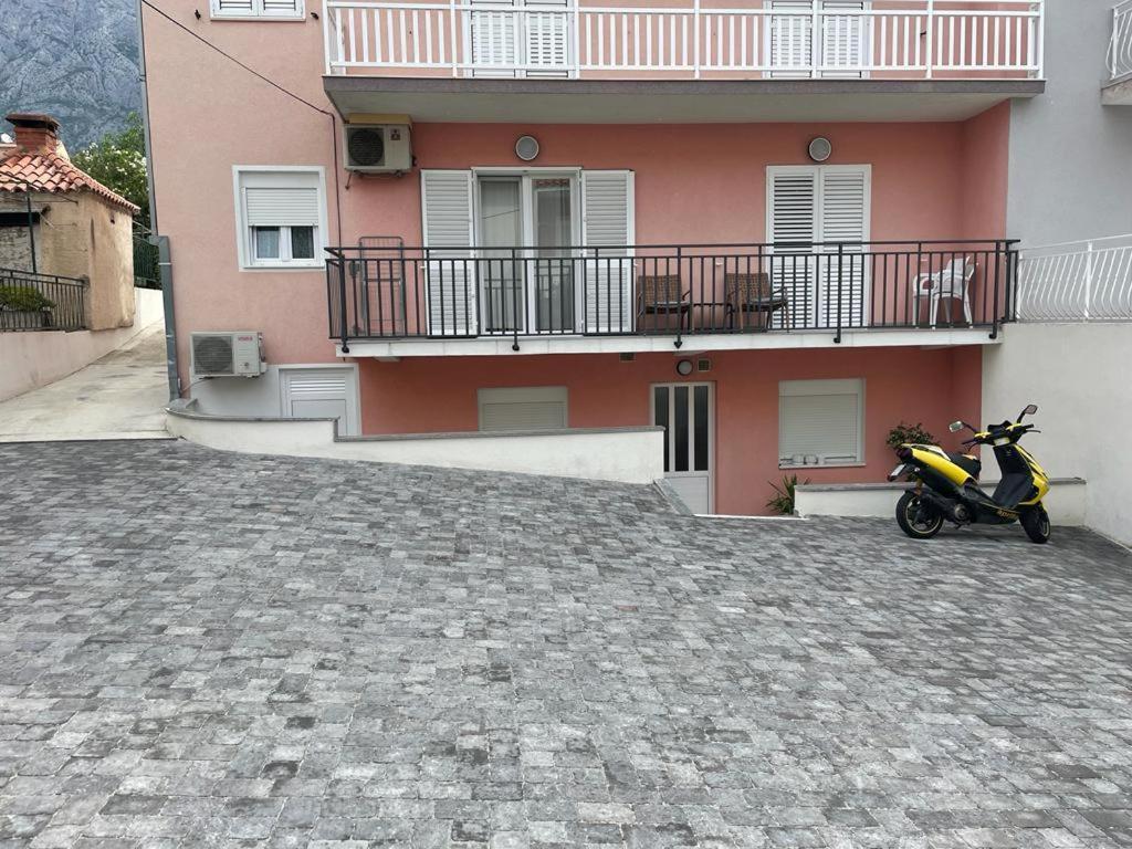 Apartments Antonia Макарска Екстериор снимка