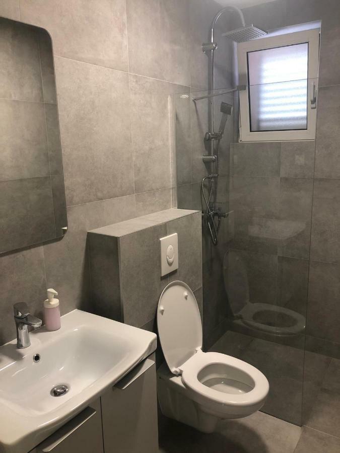 Apartments Antonia Макарска Екстериор снимка