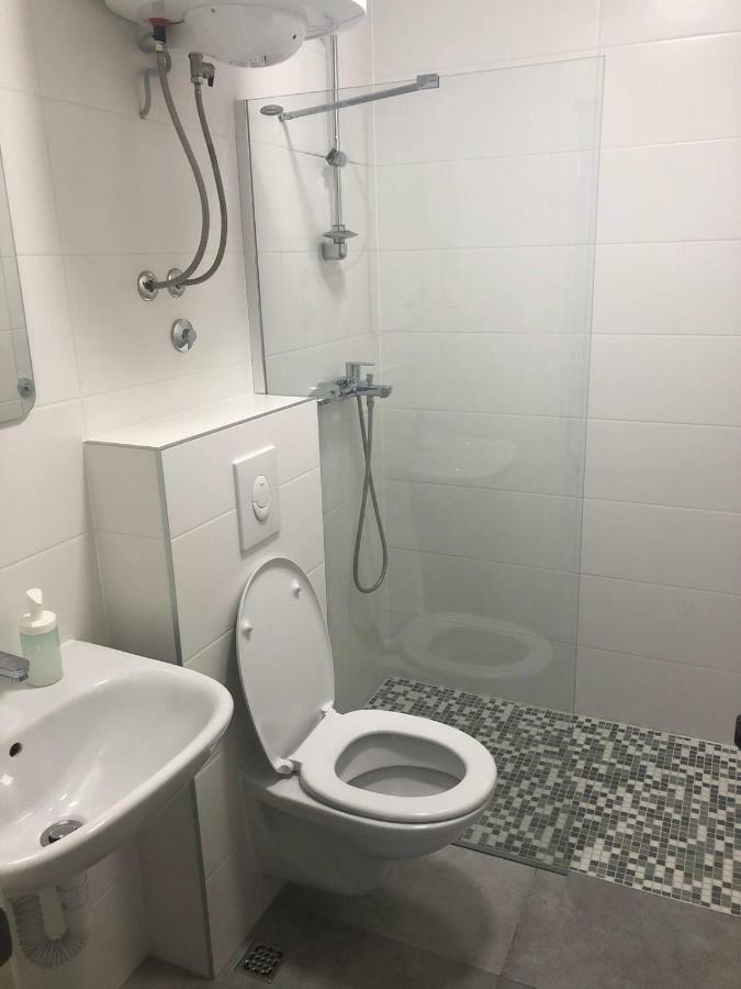 Apartments Antonia Макарска Екстериор снимка